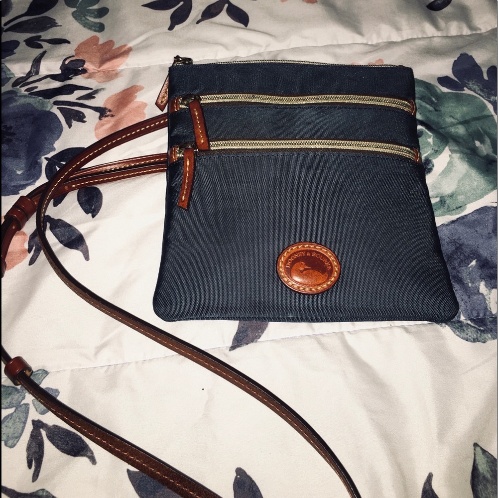DOONEY & BOURKE crossbody bag